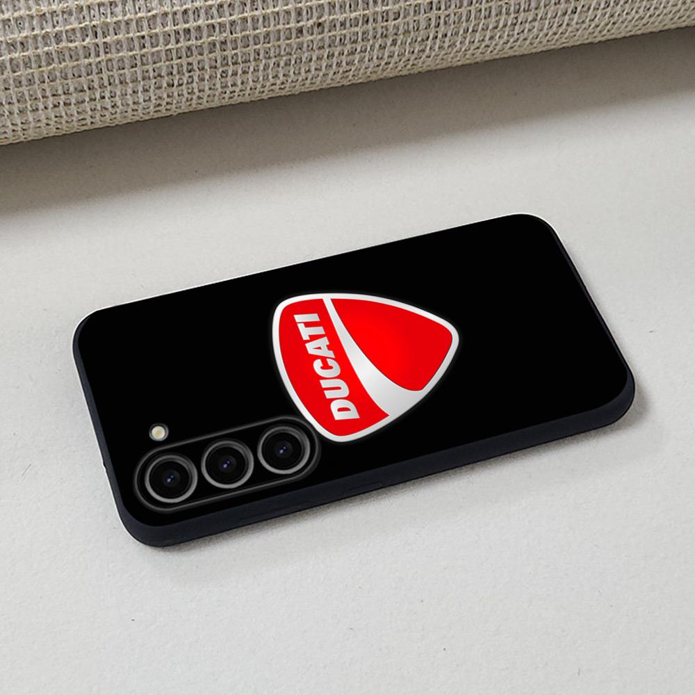 Stylowe etui na telefon D-Duca – Samsung Galaxy S24 recenzja i cena